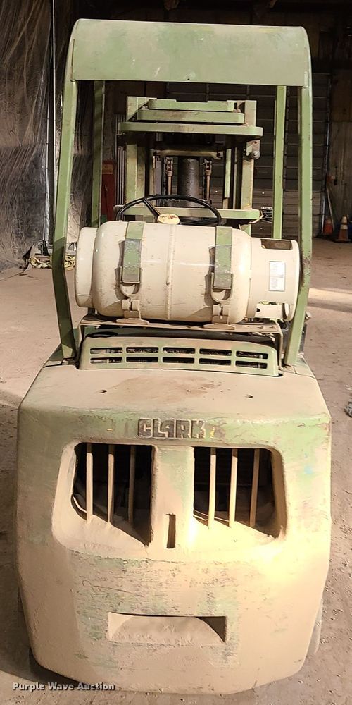 image for item IA9277 Clark C500-50  forklift