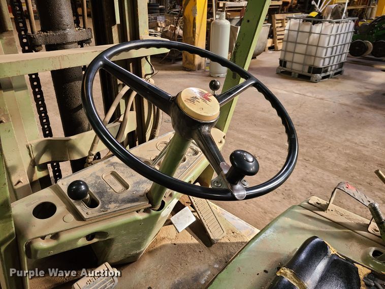 image for item IA9277 Clark C500-50  forklift