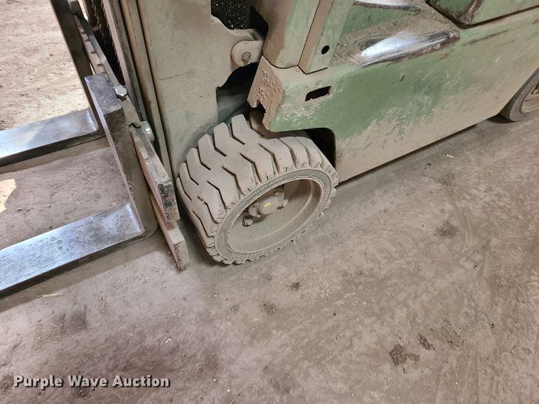 image for item IA9277 Clark C500-50  forklift