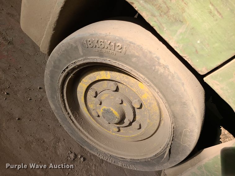 image for item IA9277 Clark C500-50  forklift