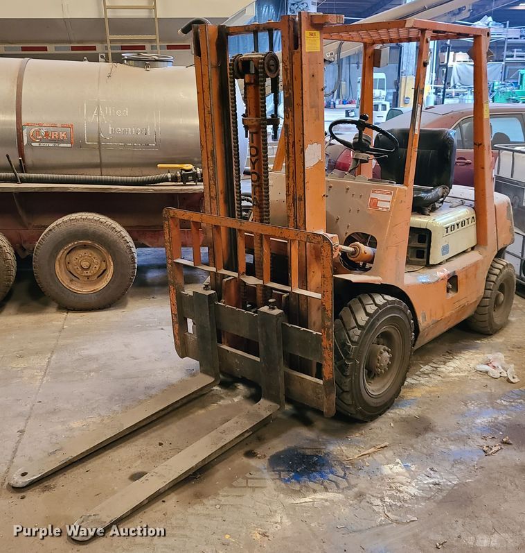 image for item IA9278 Toyota 2FG-25  forklift