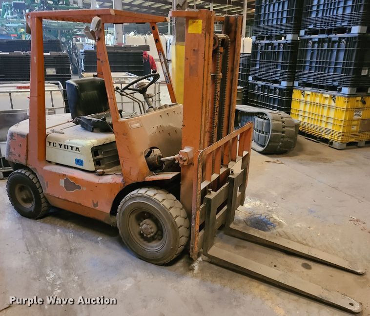 image for item IA9278 Toyota 2FG-25  forklift