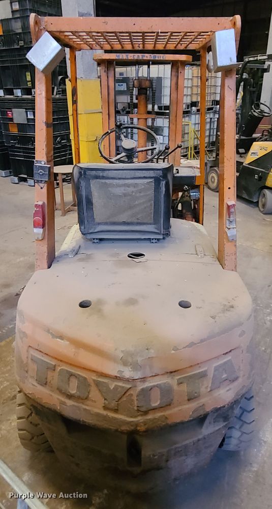 image for item IA9278 Toyota 2FG-25  forklift