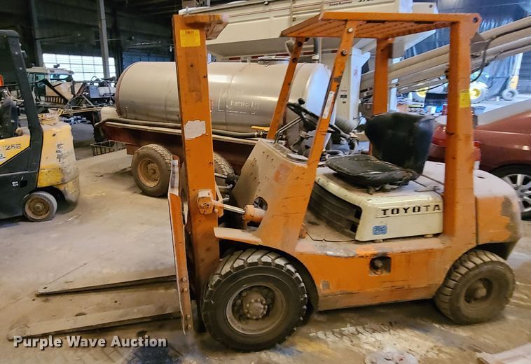 image for item IA9278 Toyota 2FG-25  forklift