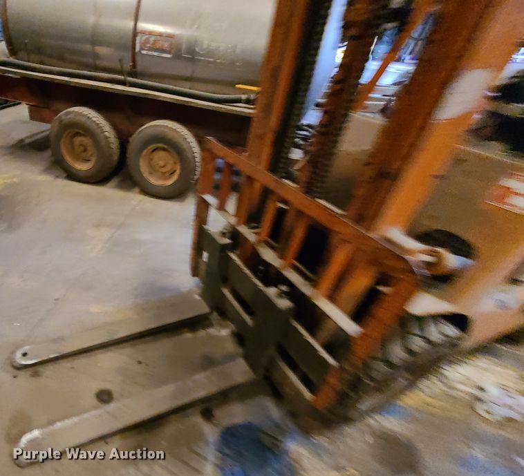 image for item IA9278 Toyota 2FG-25  forklift