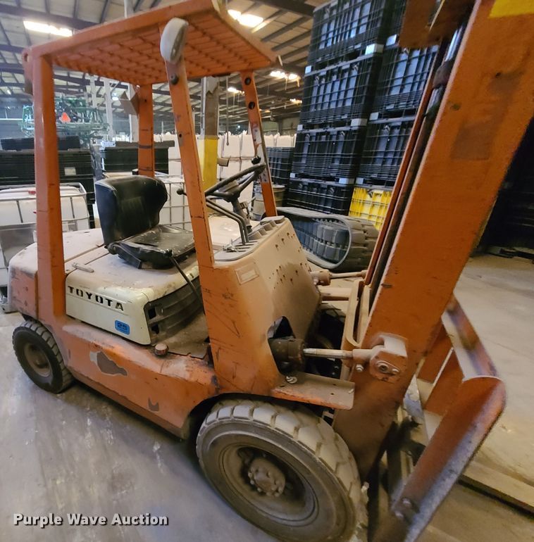 image for item IA9278 Toyota 2FG-25  forklift