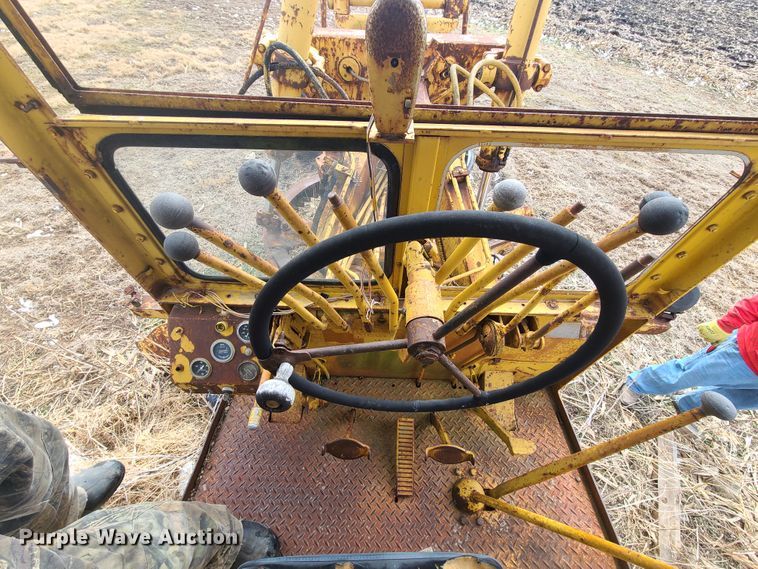 image for item IA9286 Huber Warco 10DG  rigid frame motor grader