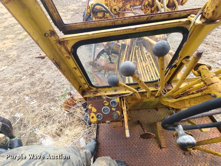 image for item IA9286 Huber Warco 10DG  rigid frame motor grader