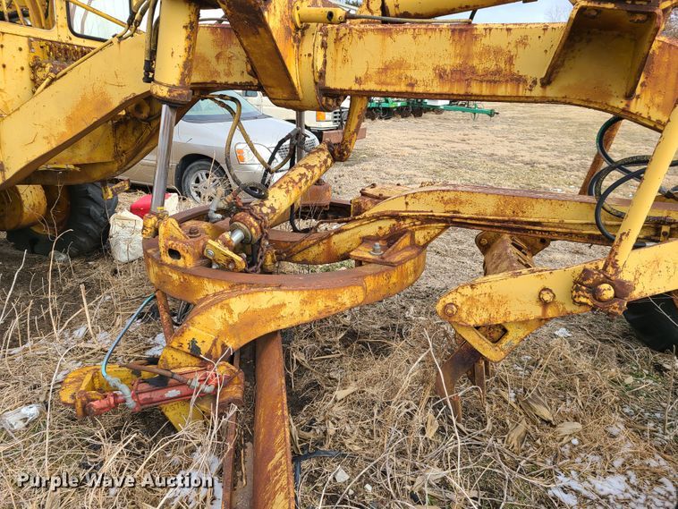 image for item IA9286 Huber Warco 10DG  rigid frame motor grader
