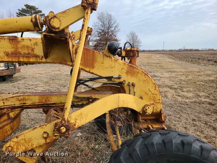 image for item IA9286 Huber Warco 10DG  rigid frame motor grader