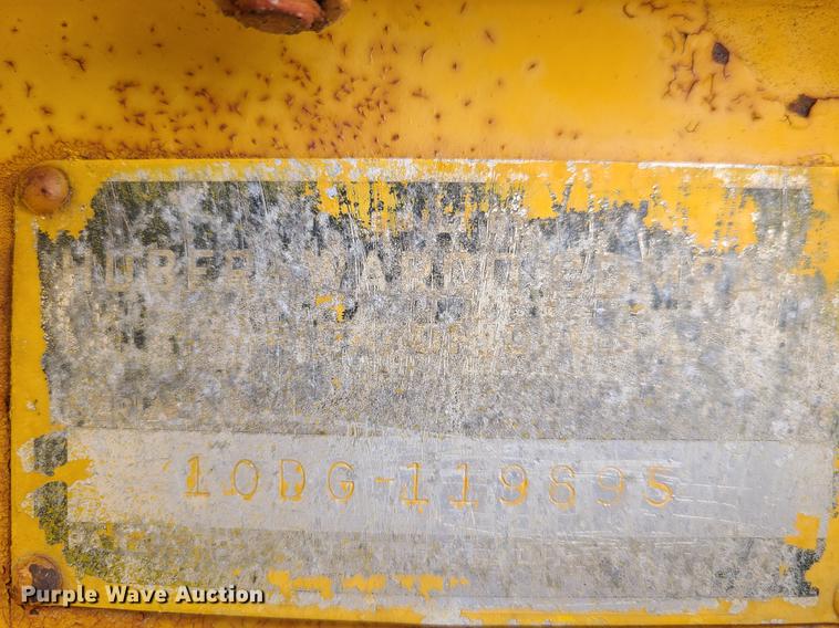 image for item IA9286 Huber Warco 10DG  rigid frame motor grader