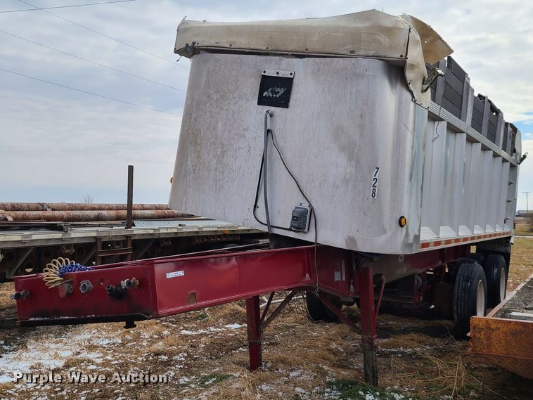 image for item IA9288 2006 Warren WRDT2430 end dump trailer