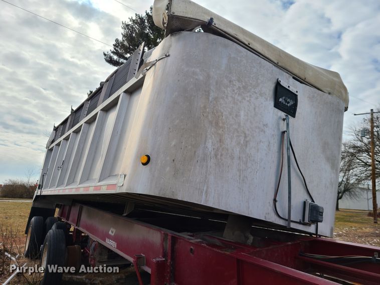 image for item IA9288 2006 Warren WRDT2430 end dump trailer