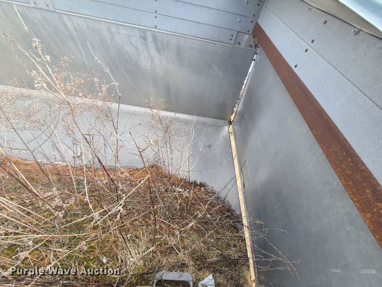 image for item IA9288 2006 Warren WRDT2430 end dump trailer