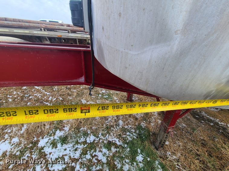 image for item IA9288 2006 Warren WRDT2430 end dump trailer