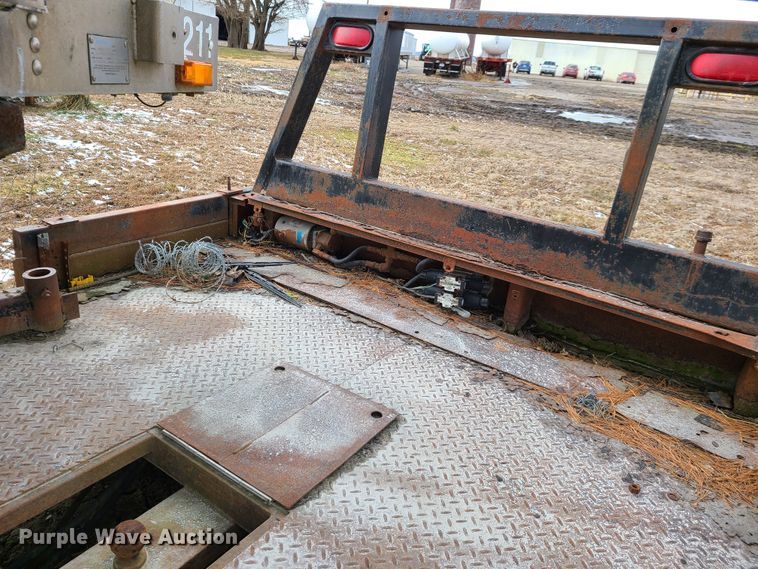 image for item IA9290 Flatbed