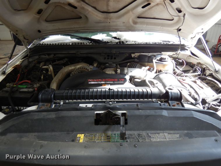 image for item IA9416 2005 Ford F550  truck cab and chassis