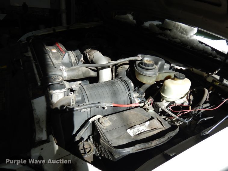 image for item IA9416 2005 Ford F550  truck cab and chassis