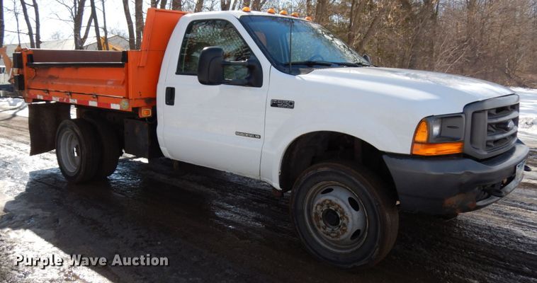 image for item IA9421 2001 Ford F550 Super Duty  dump truck