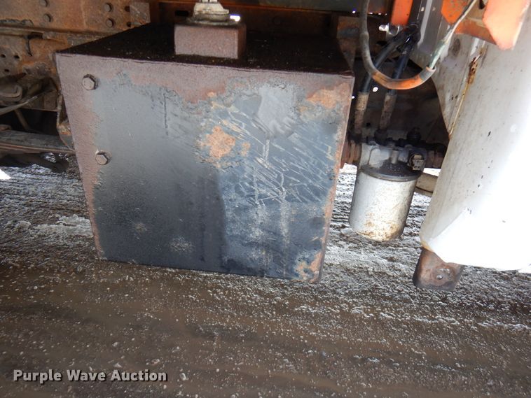 image for item IA9421 2001 Ford F550 Super Duty  dump truck