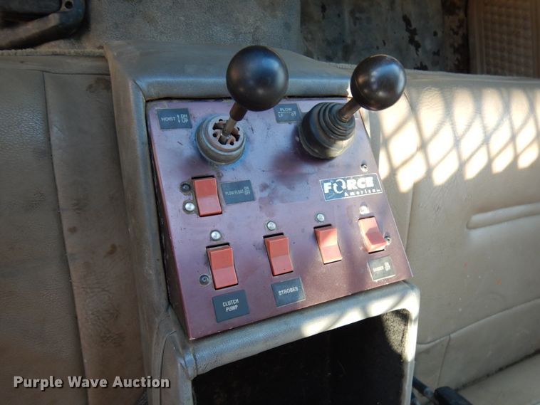 image for item IA9421 2001 Ford F550 Super Duty  dump truck