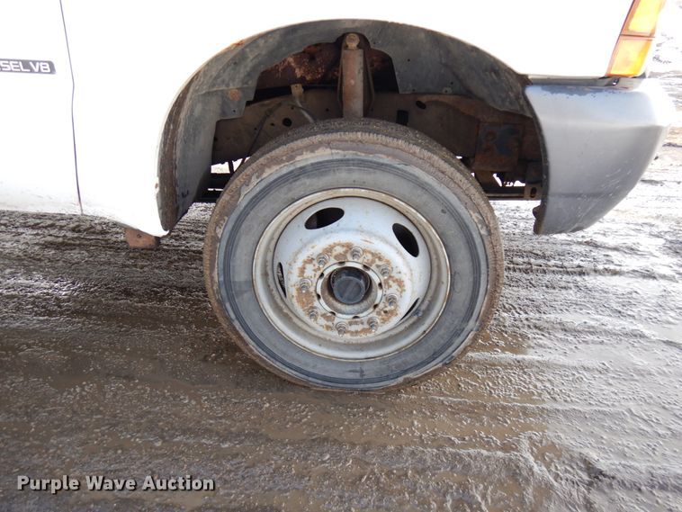 image for item IA9421 2001 Ford F550 Super Duty  dump truck