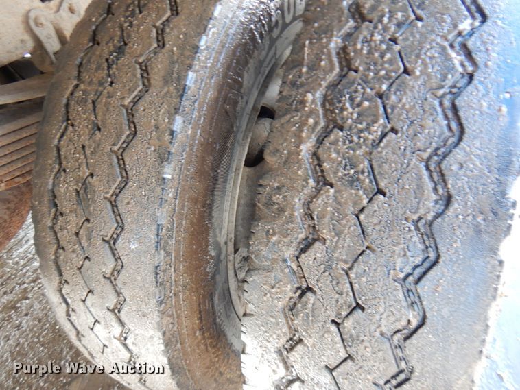 image for item IA9421 2001 Ford F550 Super Duty  dump truck