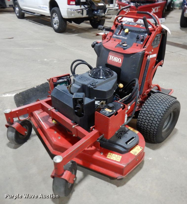 image for item IA9471 Toro  ZTR lawn mower