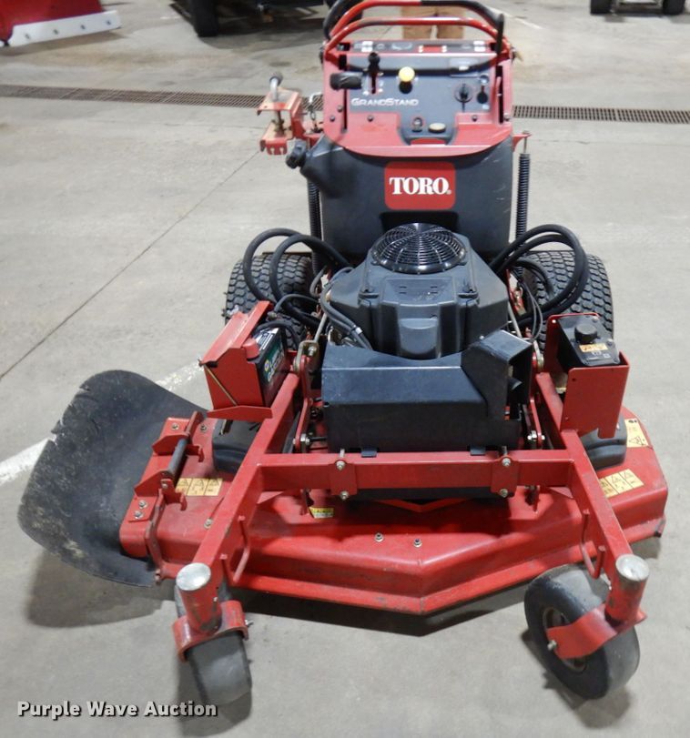 image for item IA9471 Toro  ZTR lawn mower