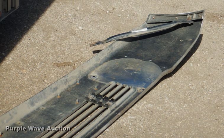 image for item II9749 Freightliner Coronado bumper