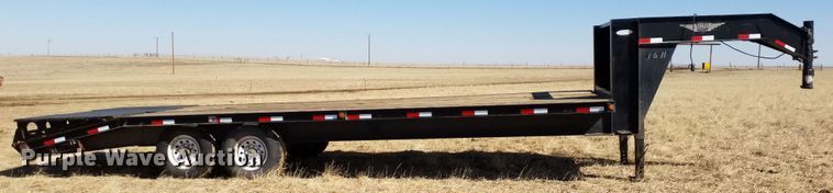image for item IP9083 2003 H&H  equipment trailer