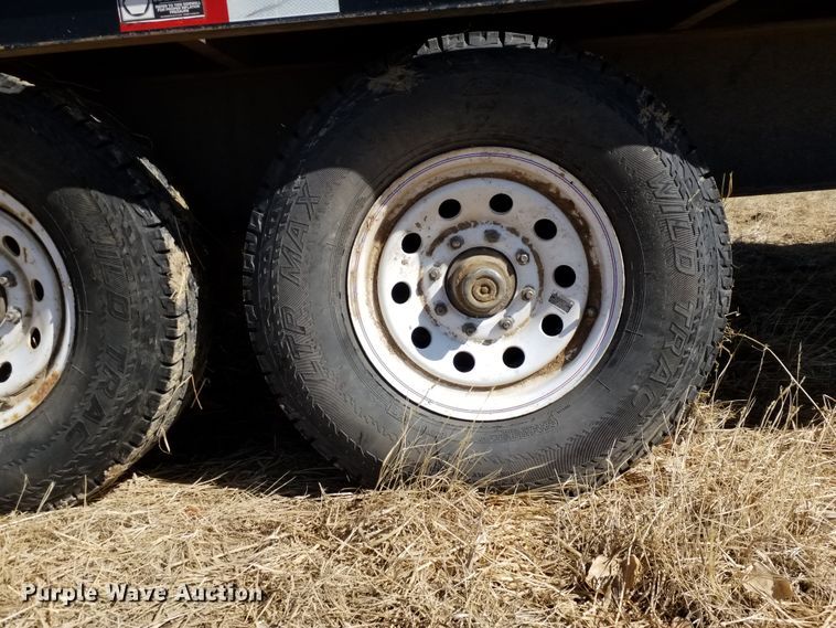 image for item IP9083 2003 H&H  equipment trailer