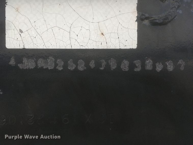 image for item IP9083 2003 H&H  equipment trailer