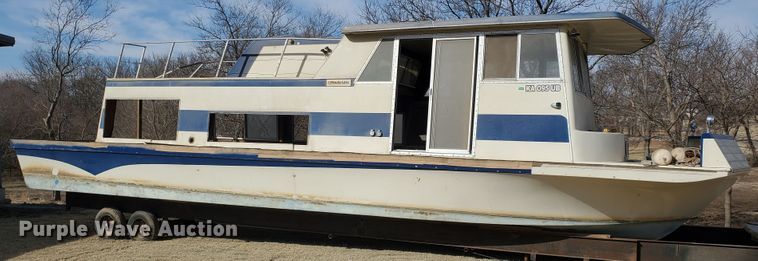 image for item IX9006 1973 Nautaline  houseboat
