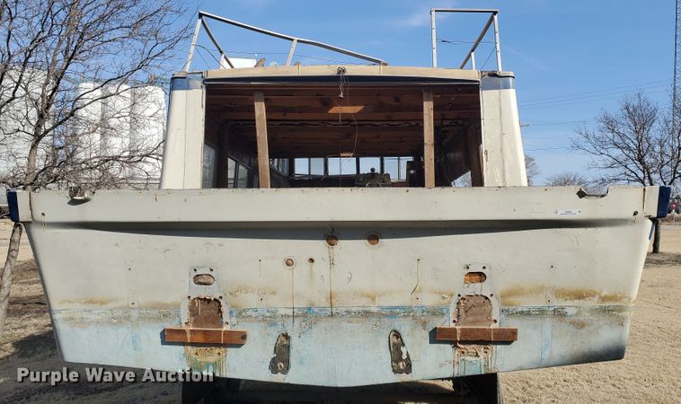 image for item IX9006 1973 Nautaline  houseboat