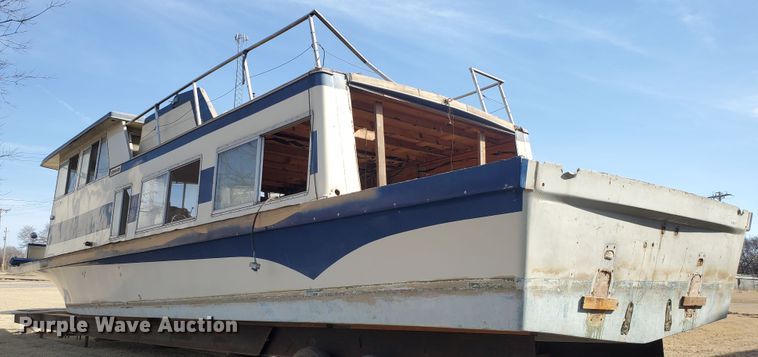 image for item IX9006 1973 Nautaline  houseboat