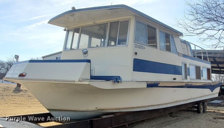 image for item IX9006 1973 Nautaline  houseboat