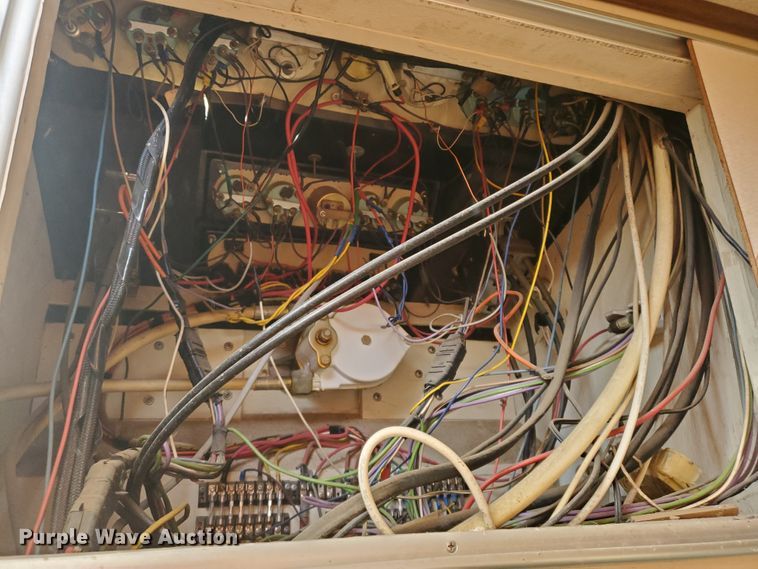 image for item IX9006 1973 Nautaline  houseboat