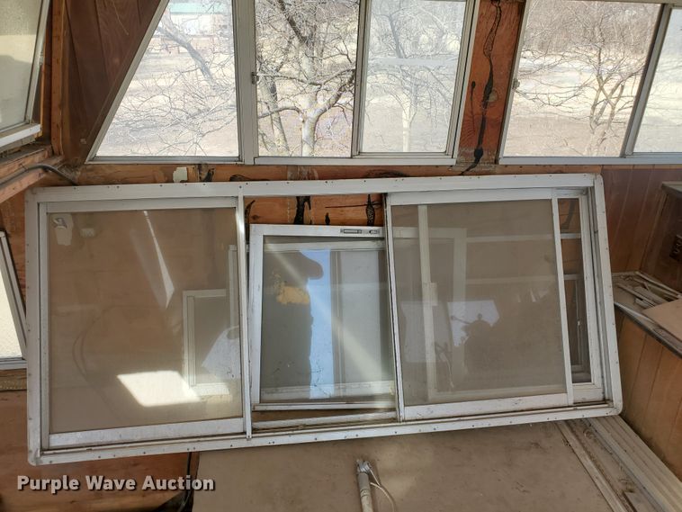 image for item IX9006 1973 Nautaline  houseboat