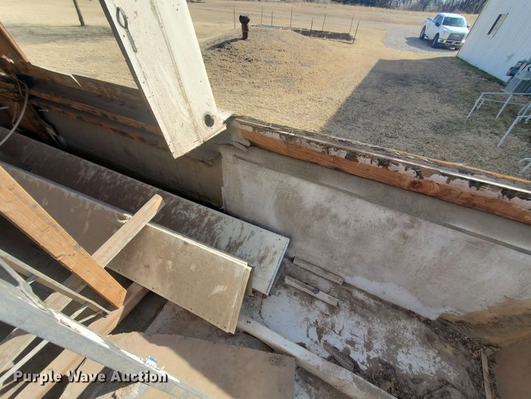 image for item IX9006 1973 Nautaline  houseboat