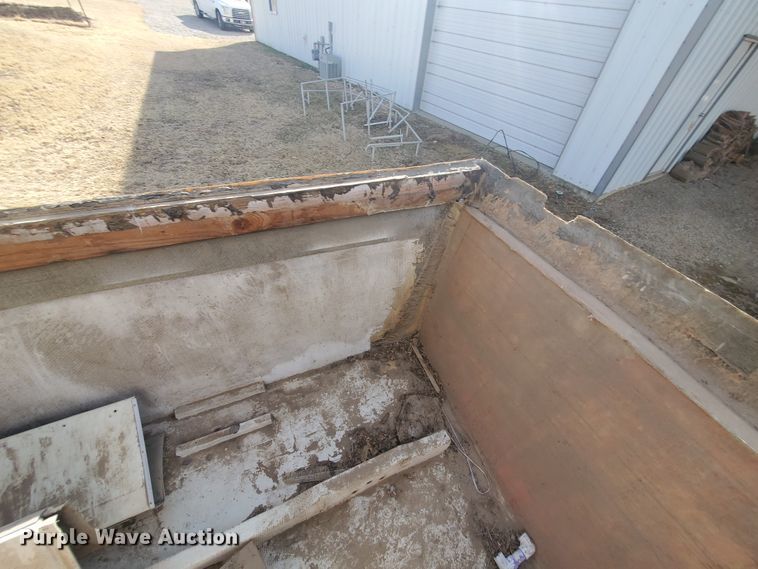 image for item IX9006 1973 Nautaline  houseboat