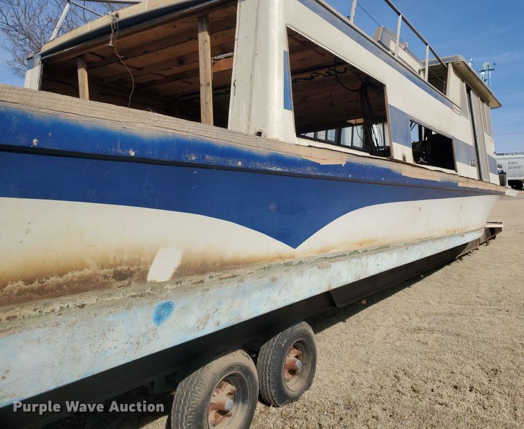 image for item IX9006 1973 Nautaline  houseboat