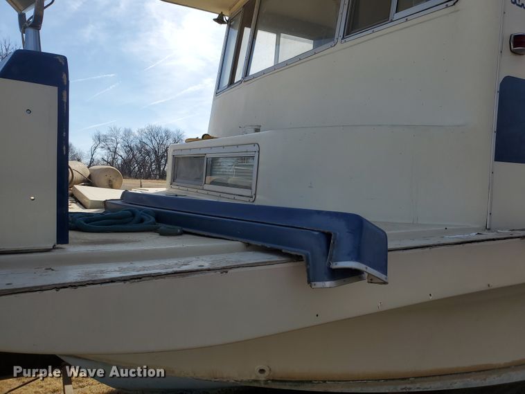 image for item IX9006 1973 Nautaline  houseboat