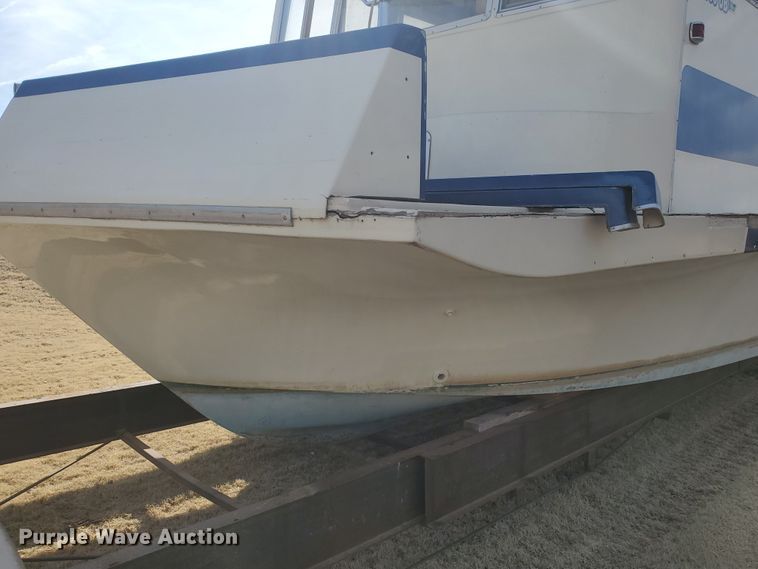 image for item IX9006 1973 Nautaline  houseboat