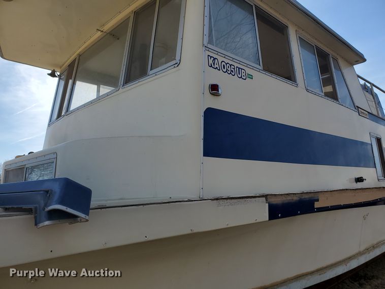 image for item IX9006 1973 Nautaline  houseboat
