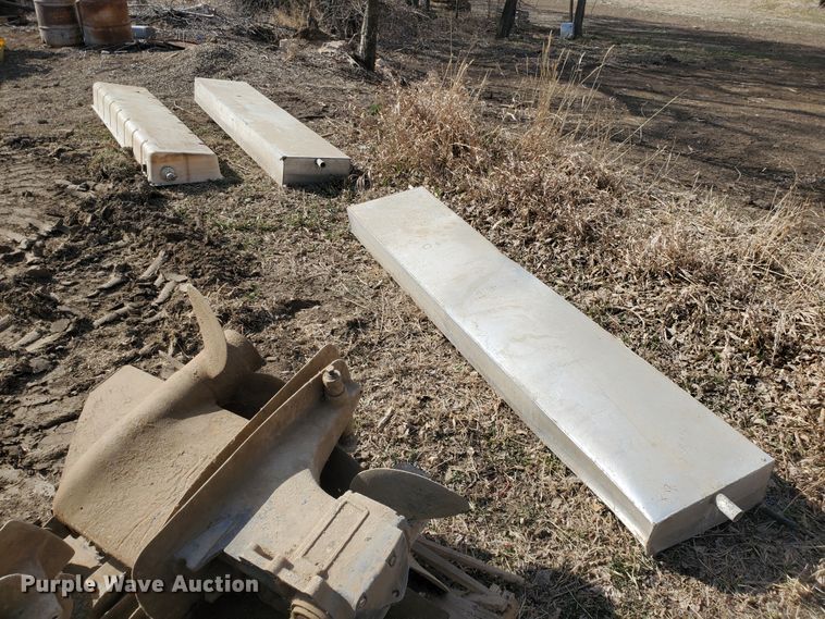 image for item IX9006 1973 Nautaline  houseboat