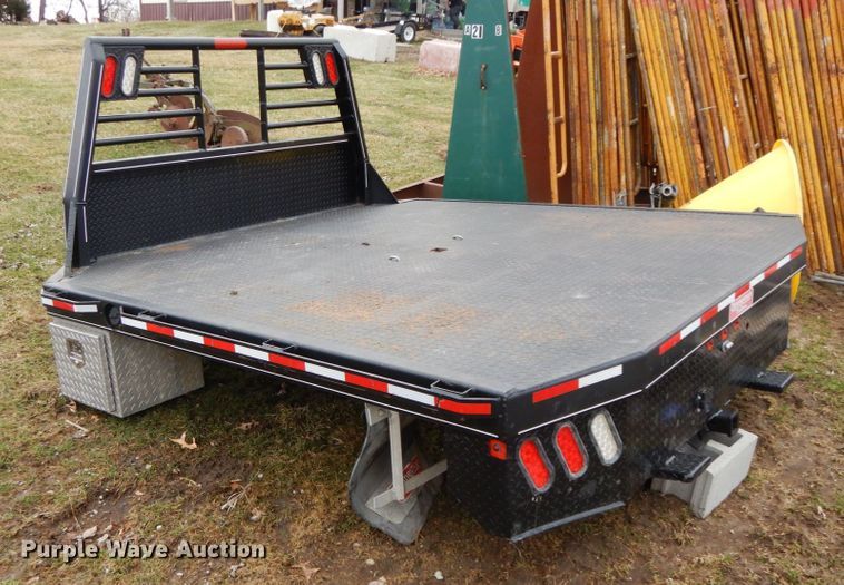 image for item IX9337 Flatbed
