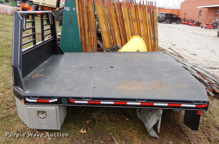 image for item IX9337 Flatbed