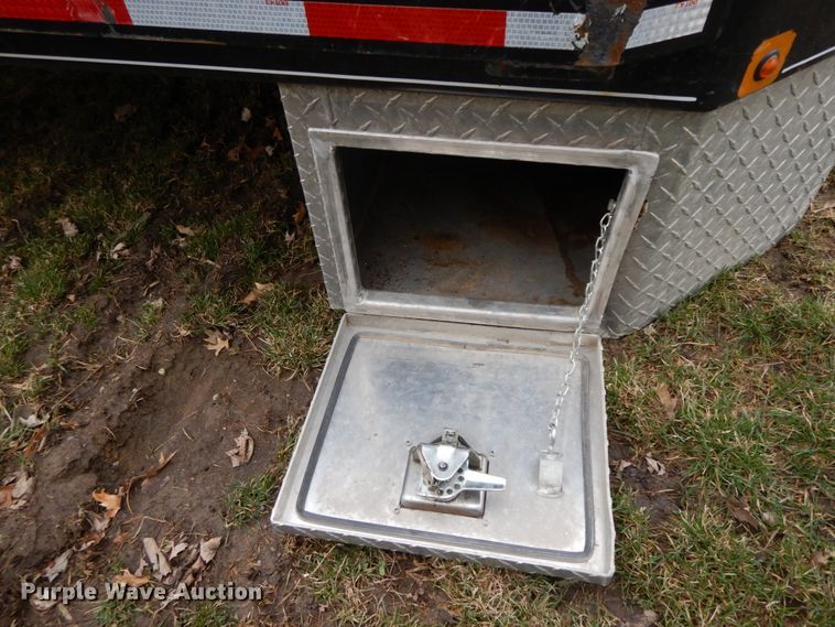 image for item IX9337 Flatbed