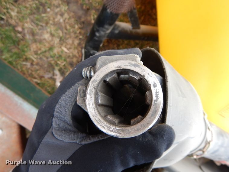 image for item IX9338 Cosmo spreader